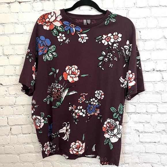 ASOS Oversized Floral T-shirt - Picture 2 of 4